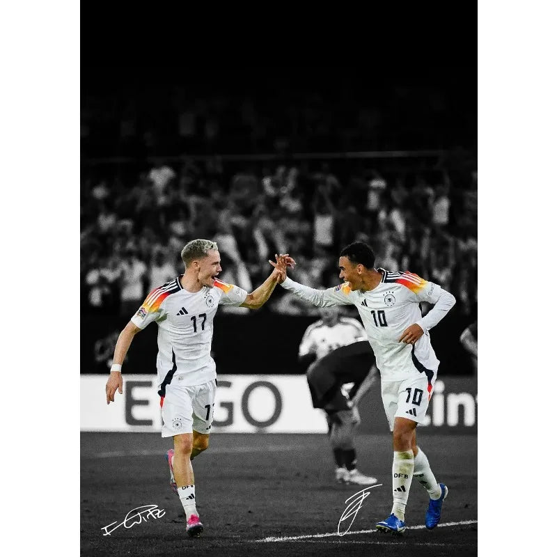 Ronaldo, Neymar, Bruno Fernandes, Kobbie Mainoo & More Living Room & Bedroom Posters